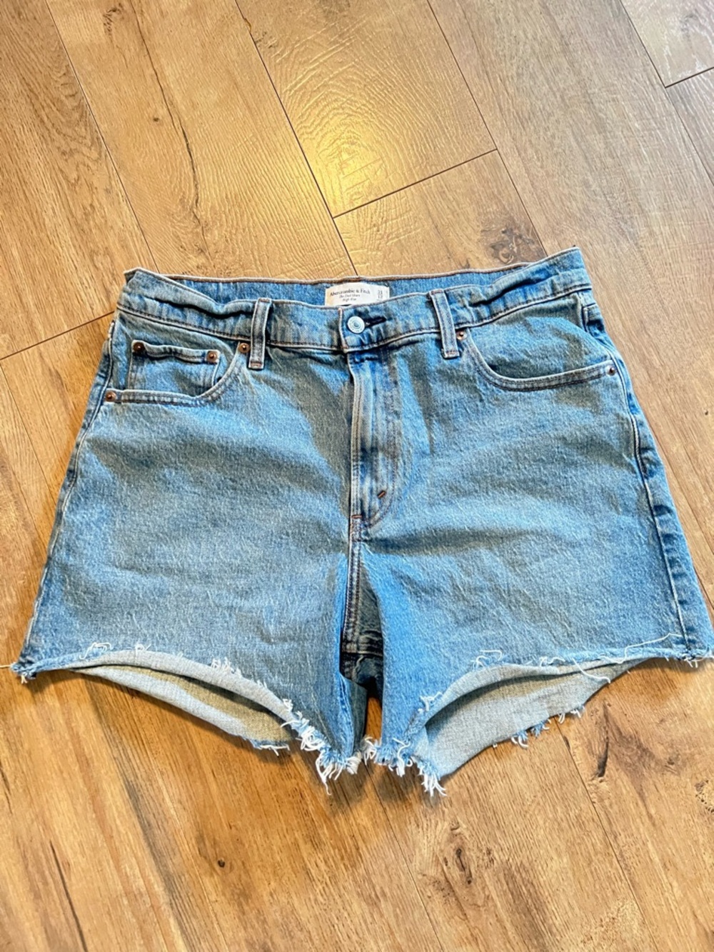 Abercrombie & Fitch Light Blue Denim Jean Dad Shorts High Rise
